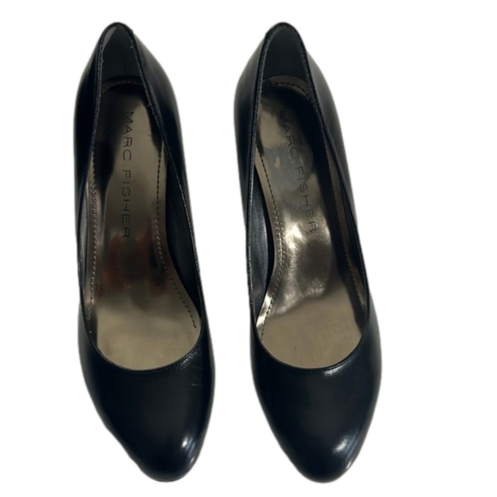 (8M) Marc Fisher black heels
